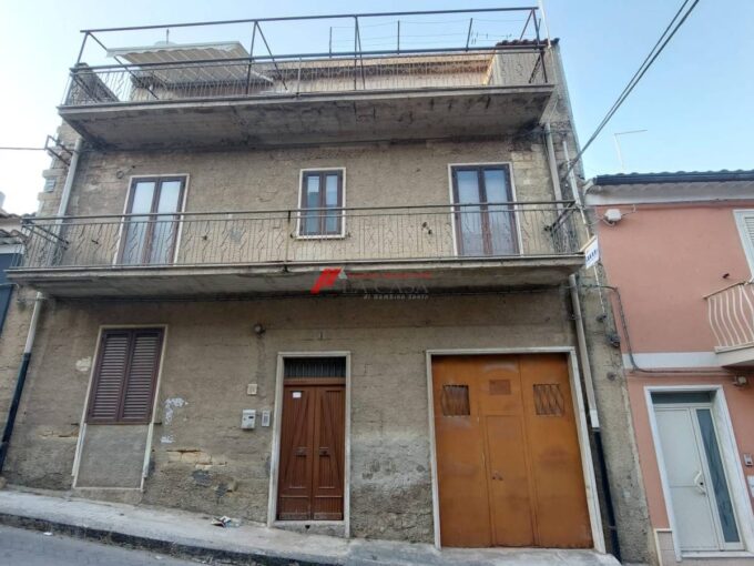 Palazzina, Via Massimo D’Azeglio, Grammichele