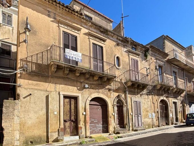 Palazzina, Via Vittorio Alfieri, Grammichele